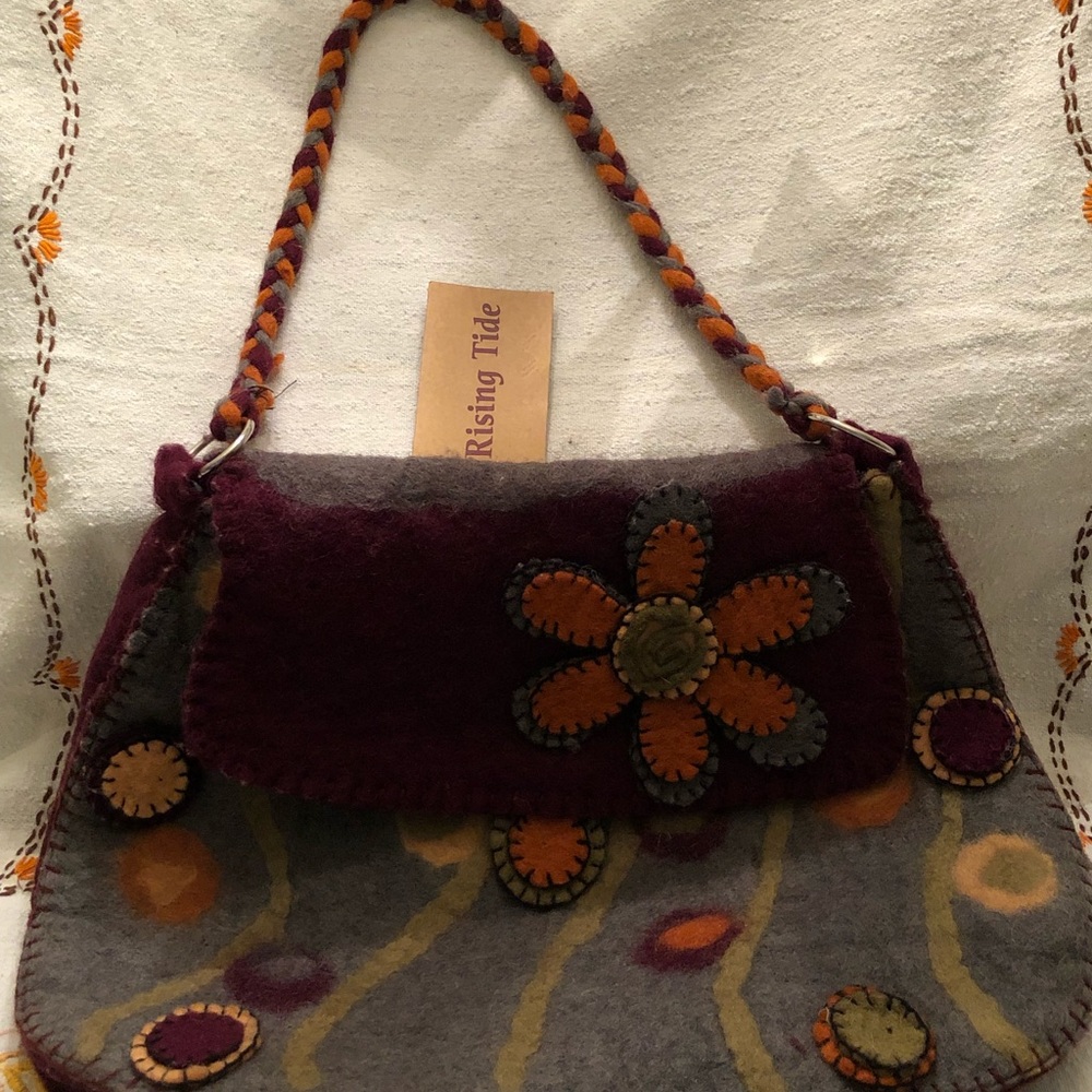 Rising Tide felt handbag (Boho; Hippie; Gypsy) - Picture 3 of 12